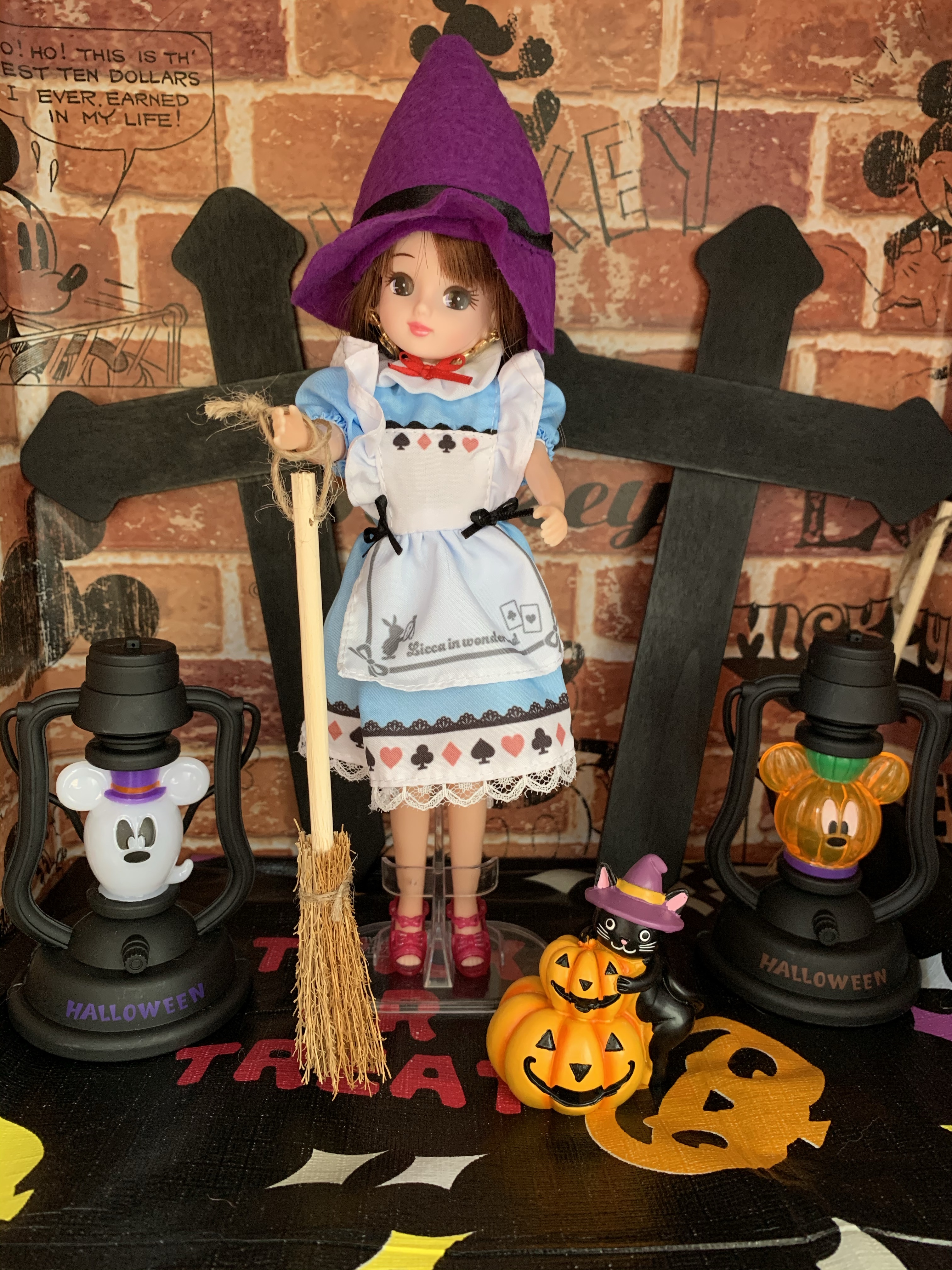 ハロウィン仕様にディスプレイしたリカちゃんは だけで構成されています リカちゃん大好き リカちゃんだいすきっ ブログ